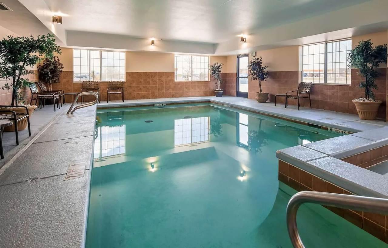 Western Inn&suites Laramie
