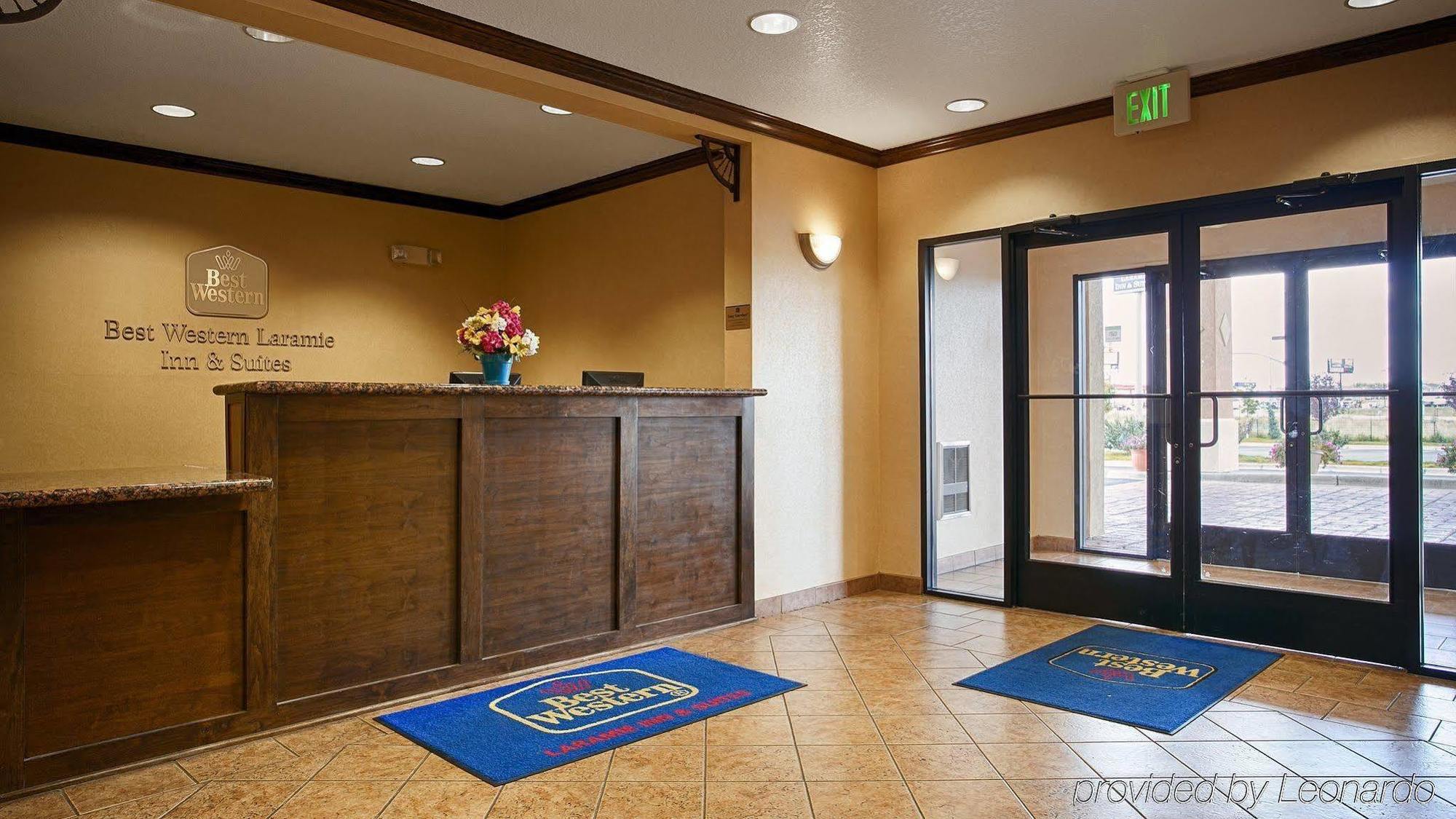 Western Inn&suites Hotel