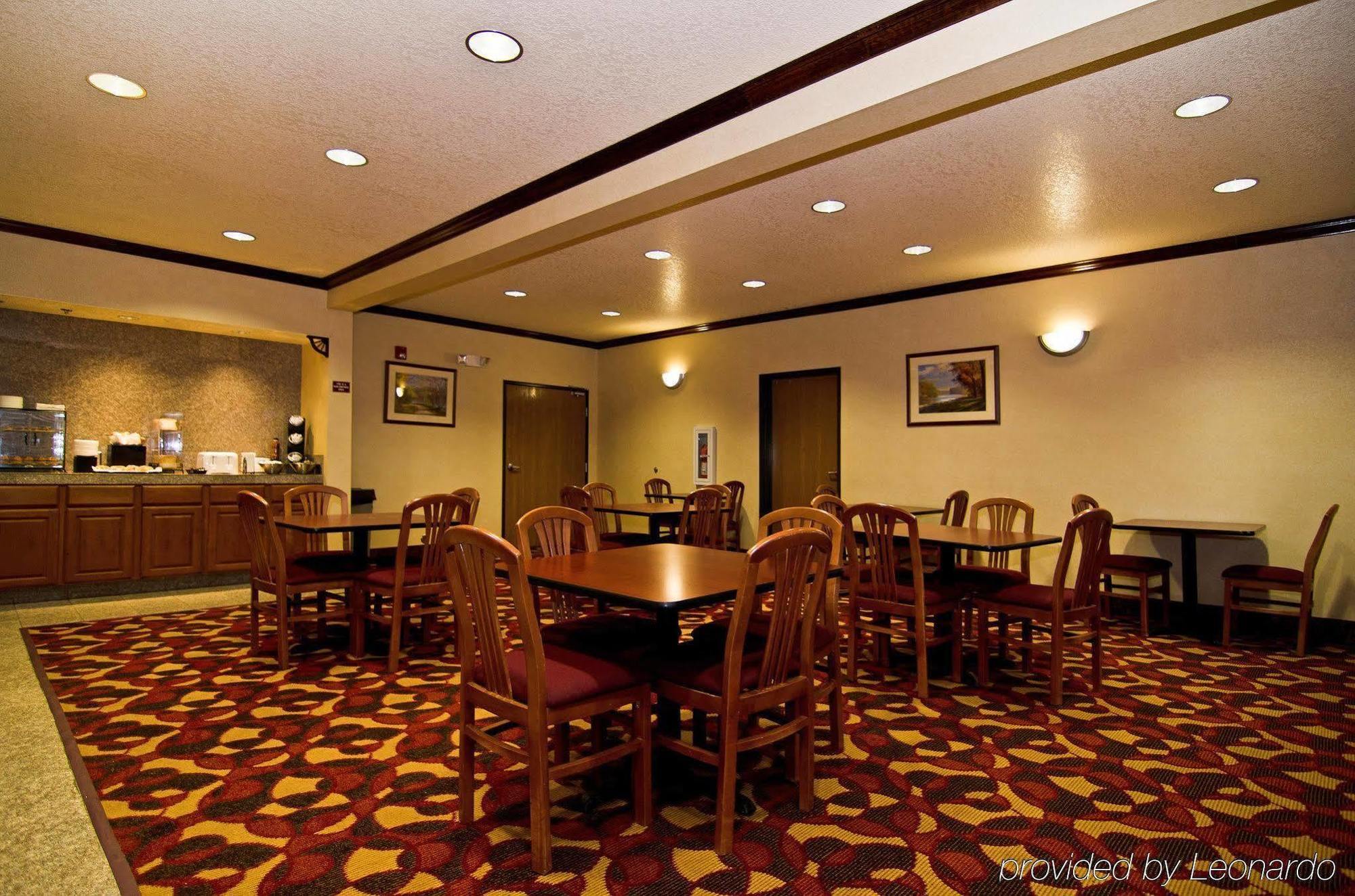 Western Inn&suites Hotel